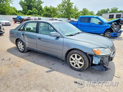 Czwarte zdjęcie samochodu z boku: 2002 TOYOTA AVALON XLS VIN:4T1BF28B42U236943 - miniatura