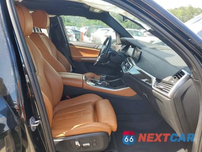 Zdjęcie 7 z 13 samochodu: 2022 BMW X5 XDRIVE40I VIN:5UXCR6C04N9L94590 - miniatura