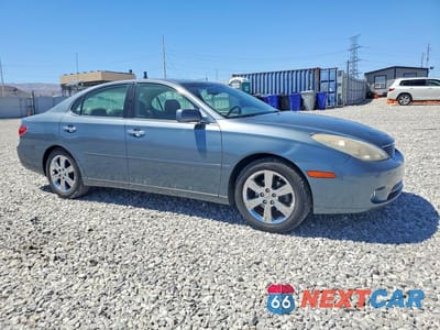 Czwarte zdjęcie samochodu z boku: 2005 LEXUS ES 330 VIN:JTHBA30GX55066097 - miniatura
