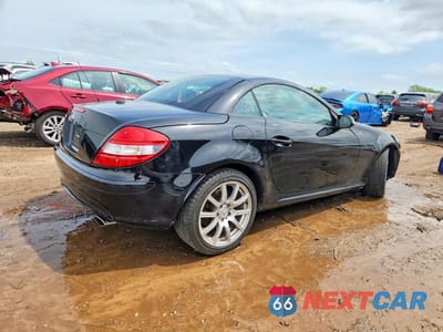 Trzecie zdjęcie samochodu z tyłu: 2006 MERCEDES-BENZ SLK 350 VIN:WDBWK56F86F096428 - miniatura