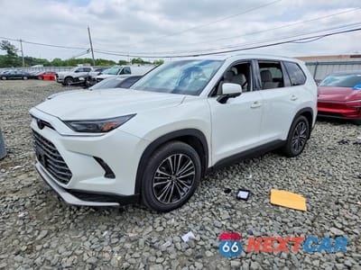 2024 TOYOTA GRAND HIGHLANDER HYBRID MAX PLATINUM 5TDADAB58RS002032 - główne zdjęcie licytacji z USA - miniatura