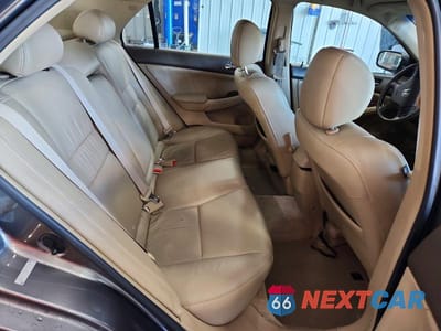 Zdjęcie 10 z 12 samochodu: 2006 HONDA ACCORD EX VIN:1HGCM665X6A008070 - miniatura