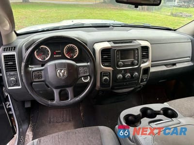 Zdjęcie 9 z 10 samochodu: 2014 RAM 1500 SLT VIN:1C6RR6GT8ES480498 - miniatura