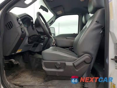 Zdjęcie 7 z 12 samochodu: 2013 FORD F250 SUPER DUTY VIN:1FTBF2A62DEA64782 - miniatura
