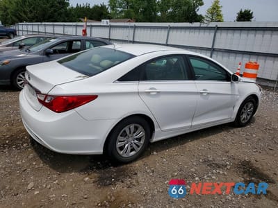 Trzecie zdjęcie samochodu z tyłu: 2011 HYUNDAI SONATA GLS VIN:5NPEB4AC9BH076936 - miniatura