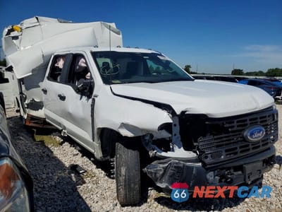 2024 FORD F350 SUPER DUTY 1FD8W3GN8RED46233 - główne zdjęcie licytacji z USA - miniatura