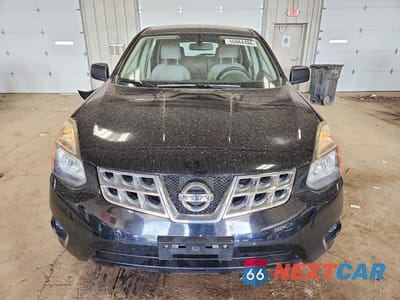 Piąte zdjęcie samochodu w środku: 2015 NISSAN ROGUE SELECT S VIN:JN8AS5MT4FW671214 - miniatura