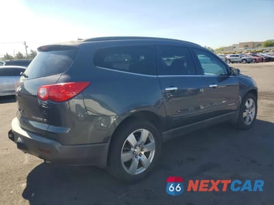 Trzecie zdjęcie samochodu z tyłu: 2009 CHEVROLET TRAVERSE LT VIN:1GNER23D29S102995 - miniatura