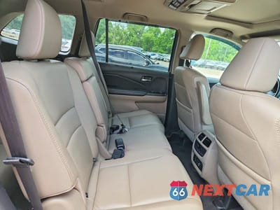 Zdjęcie 11 z 13 samochodu: 2017 HONDA PILOT TOURING VIN:5FNYF6H93HB020490 - miniatura