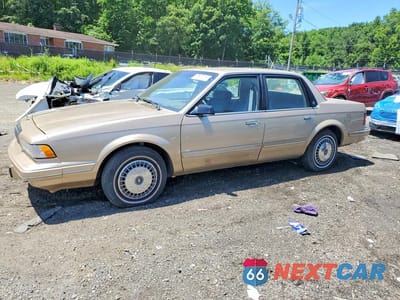1995 BUICK CENTURY SPECIAL 1G4AG55M7S6505697 - główne zdjęcie licytacji z USA - miniatura