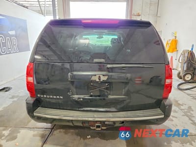 Zdjęcie 6 z 13 samochodu: 2013 CHEVROLET SUBURBAN K1500 LTZ VIN:1GNSKKE70DR304684 - miniatura