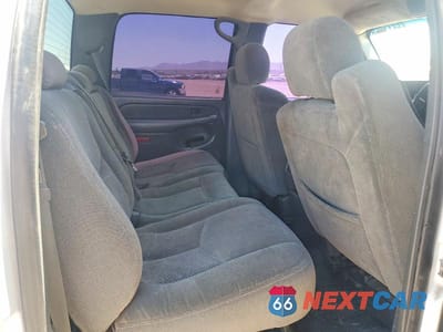 Zdjęcie 10 z 12 samochodu: 2005 CHEVROLET SILVERADO K2500 HEAVY DUTY VIN:1GCHK23225F810014 - miniatura