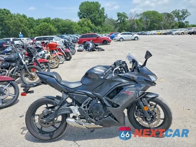 2026 KAWASAKI EX650 R ML5EXER15TDAJ5405 - główne zdjęcie licytacji z USA - miniatura