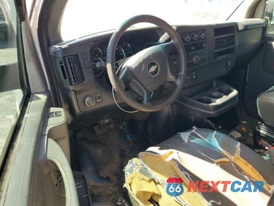 Zdjęcie 8 z 12 samochodu: 2013 CHEVROLET EXPRESS G3500 VIN:1GCZGUCG6D1147460 - miniatura
