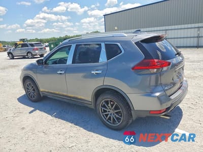 Drugie zdjęcie samochodu z przodu: 2019 NISSAN ROGUE SV VIN:JN8AT2MV7KW400719 - miniatura