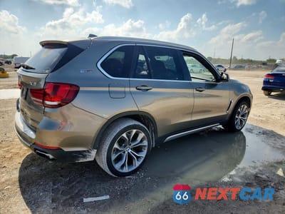 Trzecie zdjęcie samochodu z tyłu: 2017 BMW X5 XDR40E VIN:5UXKT0C30H0S81684 - miniatura