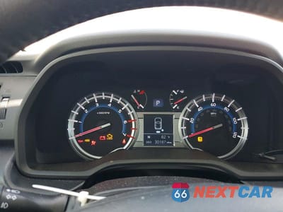 Zdjęcie 9 z 13 samochodu: 2019 TOYOTA 4RUNNER LIMITED VIN:JTEBU5JR1K5638511 - miniatura