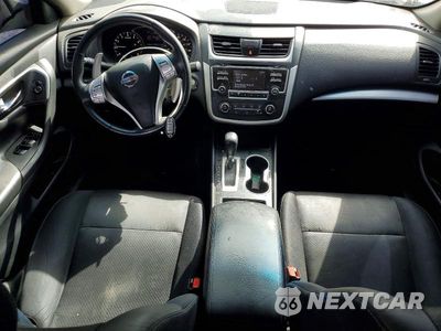Zdjęcie 8 z 12 samochodu: 2017 NISSAN ALTIMA 2.5 SR VIN:1N4AL3AP9HC190633 - miniatura