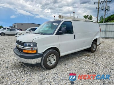 2018 CHEVROLET EXPRESS G2500 1GCWGAFG7J1908912 - główne zdjęcie licytacji z USA - miniatura