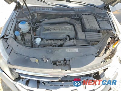 Zdjęcie 11 z 12 samochodu: 2010 VOLKSWAGEN CC SPORT VIN:WVWML7AN7AE504772 - miniatura