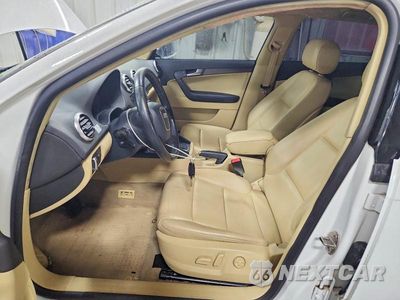 Zdjęcie 7 z 12 samochodu: 2011 AUDI A3 PREMIUM VIN:WAUBJBFM0BA054596 - miniatura