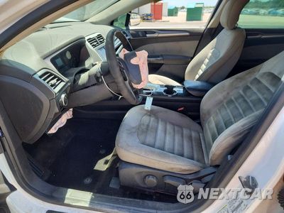 Zdjęcie 7 z 13 samochodu: 2015 FORD FUSION S VIN:3FA6P0G76FR123762 - miniatura
