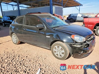 Czwarte zdjęcie samochodu z boku: 2011 HYUNDAI ACCENT GL VIN:KMHCM3AC9BU200829 - miniatura