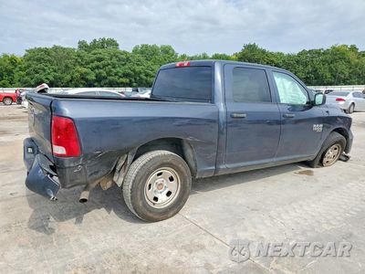 Trzecie zdjęcie samochodu z tyłu: 2019 RAM 1500 CLASSIC TRADESMAN VIN:1C6RR6KG8KS632589 - miniatura