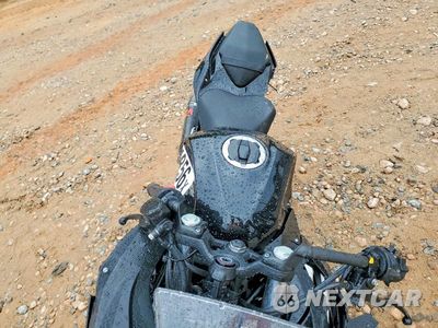 Piąte zdjęcie samochodu w środku: 2018 KAWASAKI EX400 VIN:JKAEXKH17JDA06749 - miniatura