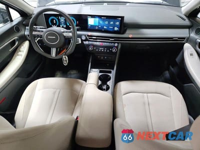 Zdjęcie 8 z 12 samochodu: 2025 HYUNDAI SONATA SEL VIN:KMHL64JAXSA511427 - miniatura