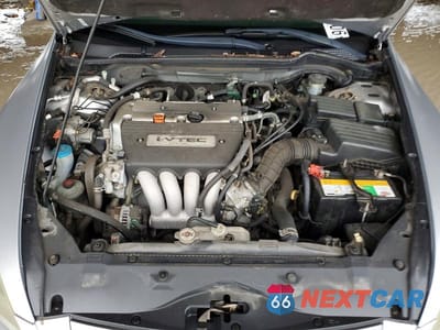 Zdjęcie 11 z 12 samochodu: 2003 HONDA ACCORD LX VIN:JHMCM56413C085540 - miniatura