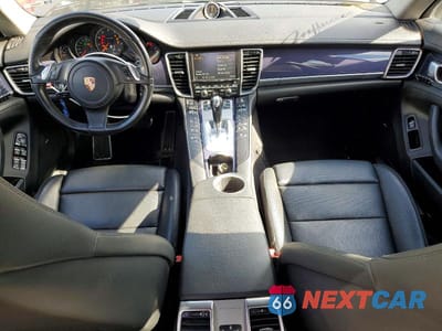 Zdjęcie 8 z 12 samochodu: 2015 PORSCHE PANAMERA 2 VIN:WP0AA2A76FL005185 - miniatura