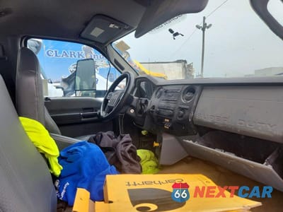 Piąte zdjęcie samochodu w środku: 2018 FORD F750 SUPER DUTY BOX TRUCK VIN:1FDWF7DC8JDF06591 - miniatura