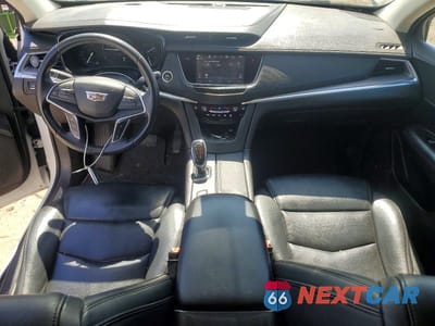 Zdjęcie 8 z 13 samochodu: 2018 CADILLAC XT5 LUXURY VIN:1GYKNCRS4JZ201343 - miniatura