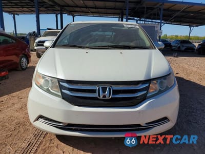 Piąte zdjęcie samochodu w środku: 2014 HONDA ODYSSEY EXL VIN:5FNRL5H64EB130845 - miniatura