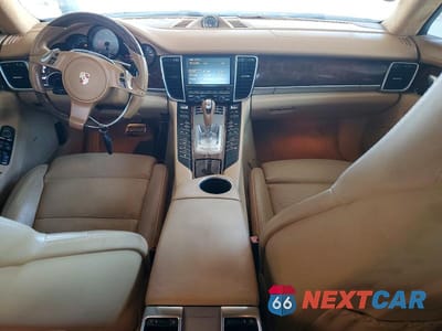 Zdjęcie 8 z 12 samochodu: 2012 PORSCHE PANAMERA S VIN:WP0AB2A79CL061582 - miniatura