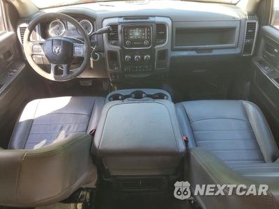 Zdjęcie 8 z 13 samochodu: 2016 RAM 3500 ST VIN:3C63R2GTXGG228938 - miniatura