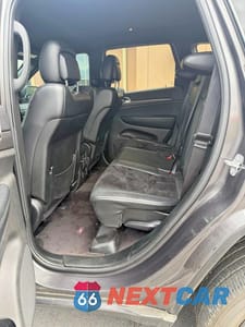 Zdjęcie 10 z 13 samochodu: 2018 JEEP GRAND CHEROKEE LAREDO VIN:1C4RJFAG4JC147876 - miniatura