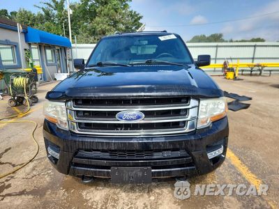 Piąte zdjęcie samochodu w środku: 2017 FORD EXPEDITION XLT VIN:1FMJU1JT8HEA08879 - miniatura