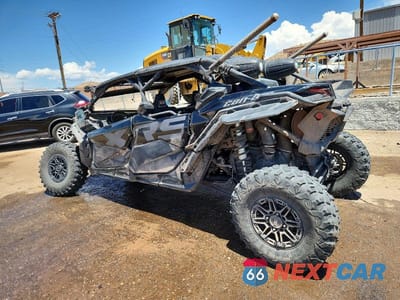 Trzecie zdjęcie samochodu z tyłu: 2025 CAN-AM MAVERICK X3 MAX X RS TURBO RR VIN:3JBVNAV45SE000579 - miniatura