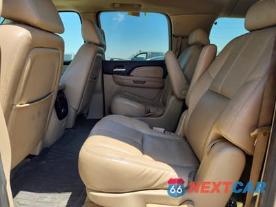 Zdjęcie 11 z 14 samochodu: 2007 GMC YUKON XL DENALI VIN:1GKFK66887J248591 - miniatura