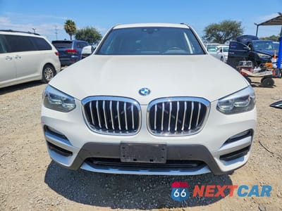 Piąte zdjęcie samochodu w środku: 2019 BMW X3 SDRIVE30I VIN:5UXTR7C53KLE88723 - miniatura
