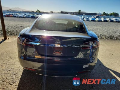 Zdjęcie 6 z 13 samochodu: 2013 TESLA MODEL S VIN:5YJSA1CG6DFP17255 - miniatura