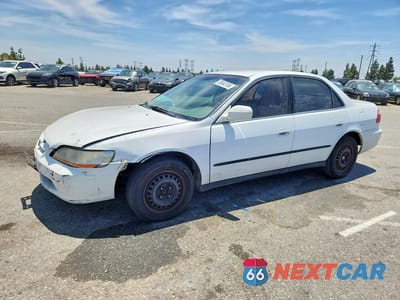 1999 HONDA ACCORD LX 1HGCG5548XA152373 - główne zdjęcie licytacji z USA - miniatura