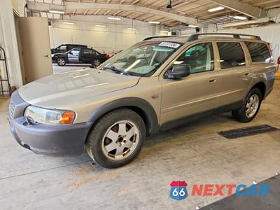 2004 VOLVO XC70 YV1SZ59H841136424 - główne zdjęcie licytacji z USA - miniatura