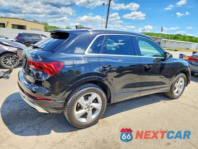Trzecie zdjęcie samochodu z tyłu: 2021 AUDI Q3 PREMIUM 40 VIN:WA1AUCF35M1072446 - miniatura