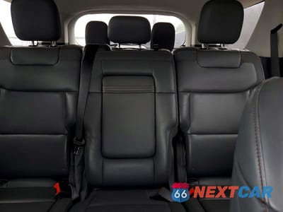 Zdjęcie 10 z 13 samochodu: 2025 FORD EXPLORER ACTIVE VIN:1FMUK8DH5SGA19255 - miniatura