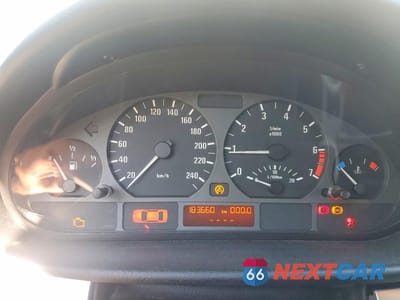 Zdjęcie 9 z 12 samochodu: 2003 BMW 325 IT VIN:WBAEN33453EZ15468 - miniatura