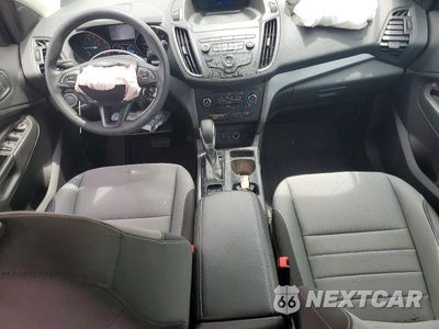 Zdjęcie 8 z 12 samochodu: 2019 FORD ESCAPE S VIN:1FMCU0F74KUB46981 - miniatura