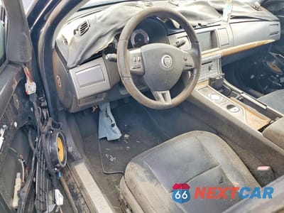 Zdjęcie 8 z 12 samochodu: 2009 JAGUAR XF SUPERCHARGED VIN:SAJWA07C491R20181 - miniatura